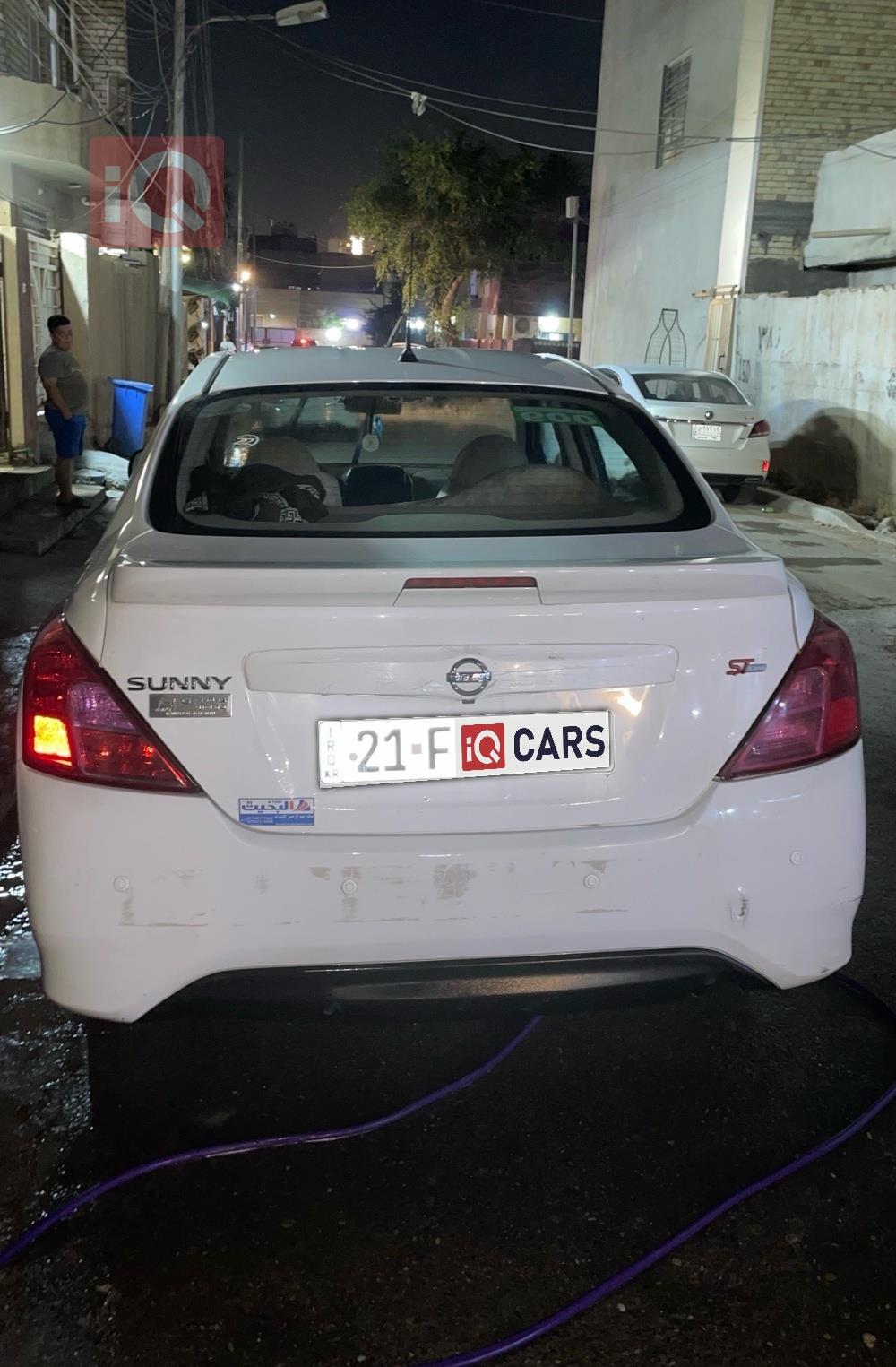 نيسان صني